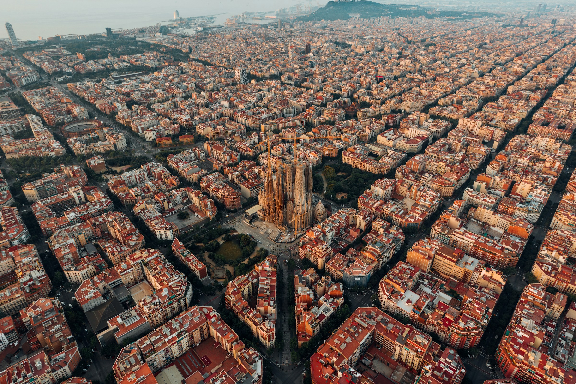 Vista panoràmica de Barcelona amb el campus de La Salle BCN